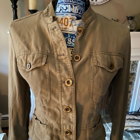 Express Jacket - Picture 2 of 7